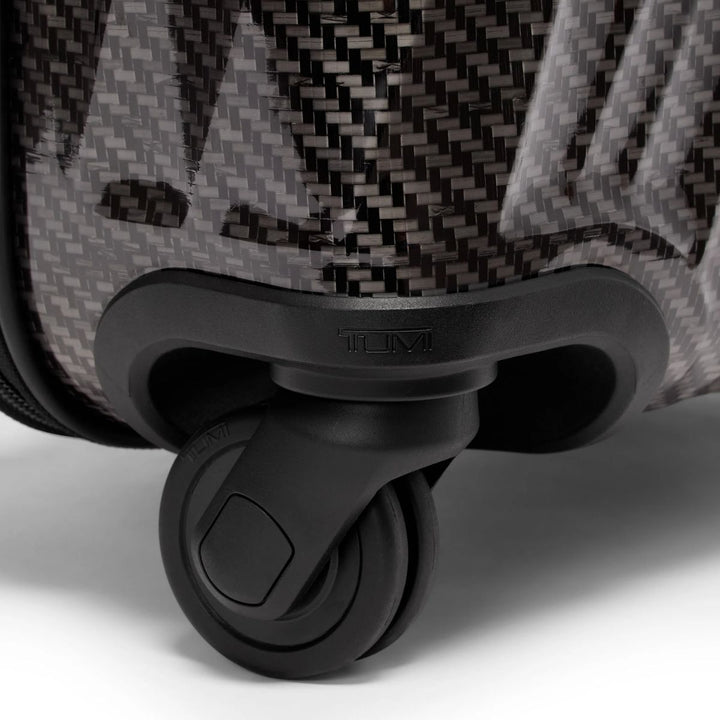 Wielen van de Tumi 19 degree lite handbagage zwart #kleur_zwart