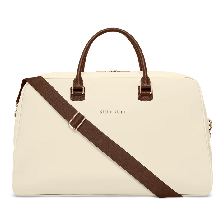 Voorkant met schouderband van de SUITSUIT Weekender uit de Serenity collectie Whisper-white #kleur_whisper-white
