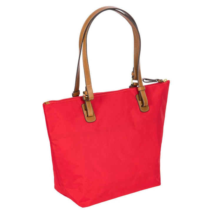 Achterkant Bric's x-bag medium rood #kleur_rood