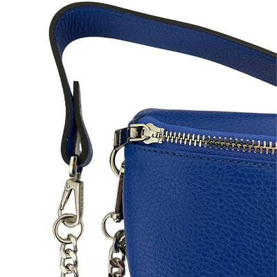 Details van het leer #kleur_blauw