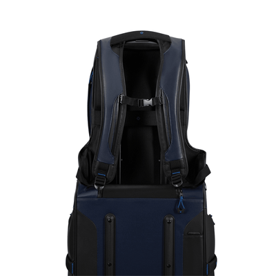 Op koffer kleur navy #kleur_navy