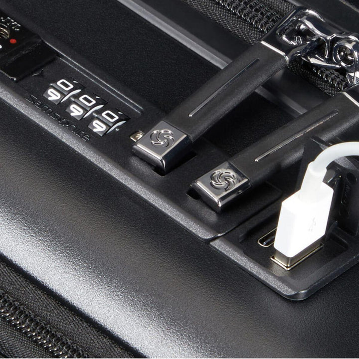 USB poort + TSA slot #kleur_black