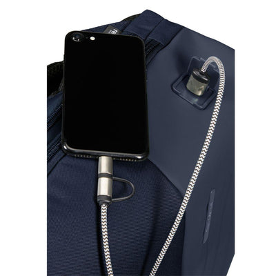 USB poort in gebruik #kleur_navy